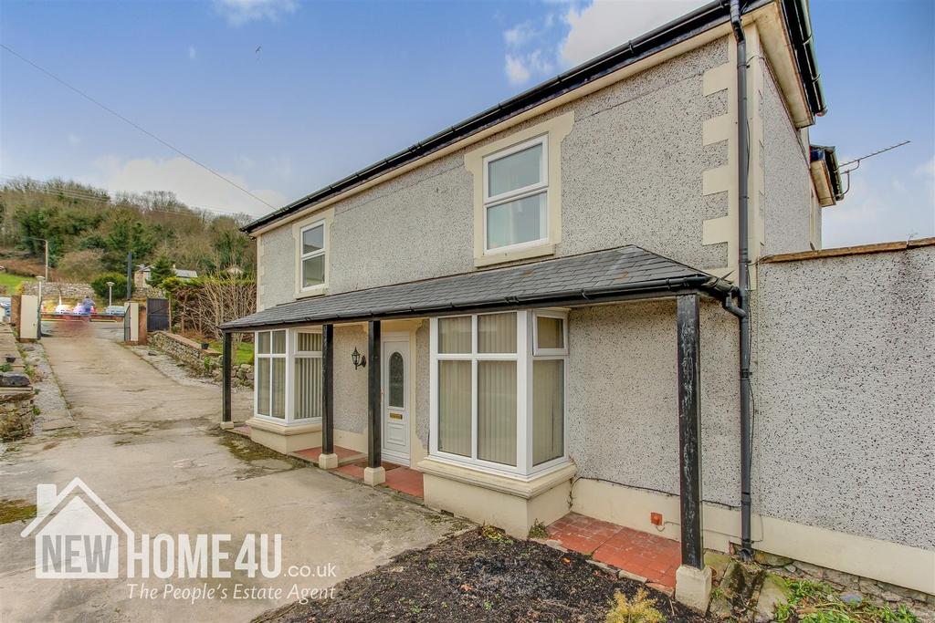 Holway Road, Holywell 4 bed detached house £260,000