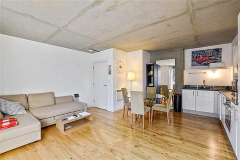 1 bedroom flat to rent, Queensbridge Road, Bethnal Green, London, E2