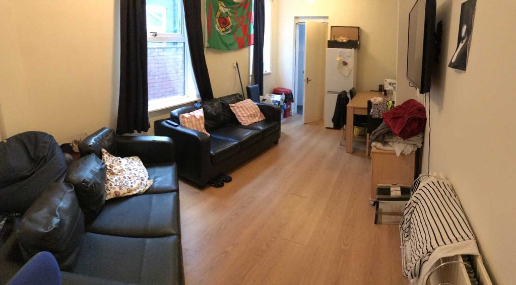 Richmond Road, Fallowfield 5 bed terraced house £1,690 pcm (£390 pw)