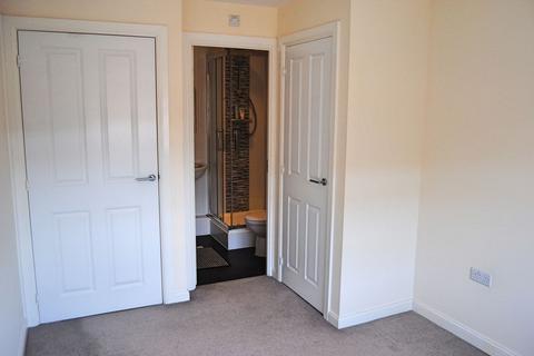 2 bedroom apartment to rent, Pacey Way, Grantham