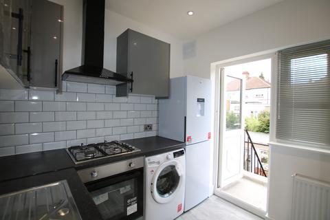 1 bedroom maisonette to rent, Northview Crescent, Neasden, London