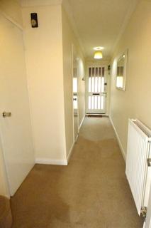 3 bedroom townhouse to rent, Topsham -   Popular 3 storey townhouse with 3 bedrooms,