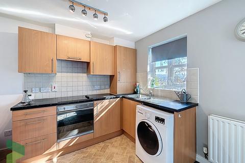 2 bedroom apartment to rent, Weavers Mews, Darwen