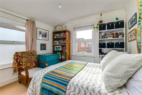 4 bedroom terraced house for sale, Munster Road, Fulham, London