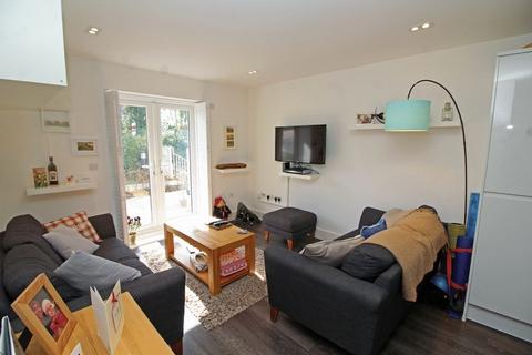 Flat 6, 1 West Hill, South Croydon, CR2 0SB