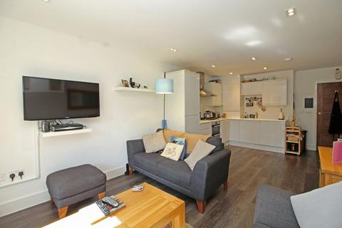 Flat 6, 1 West Hill, South Croydon, CR2 0SB