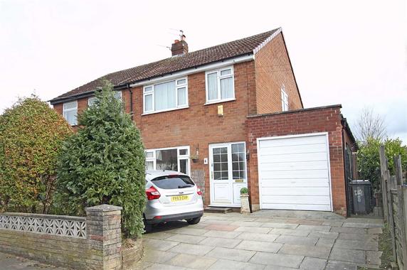 The Mount Hale Barns Cheshire 3 Bed Semi Detached House 350 000