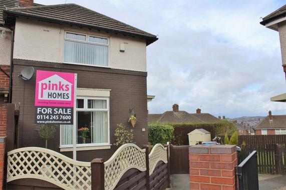 Standish Close Sheffield South Yorkshire 2 Bed Semi Detached House 88 000 We are dedicated and committed to providing you with the highest in customer service! onthemarket