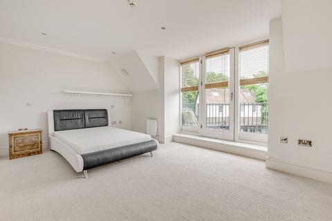5 bedroom house to rent, Tallow Road, Brentford, Middlesex