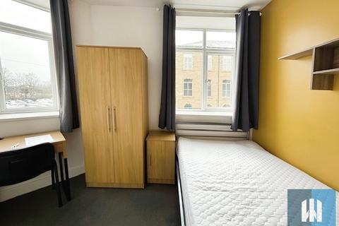 1 bedroom in a house share to rent, Zetland House, 2 Firth Street, Huddersfield, HD1