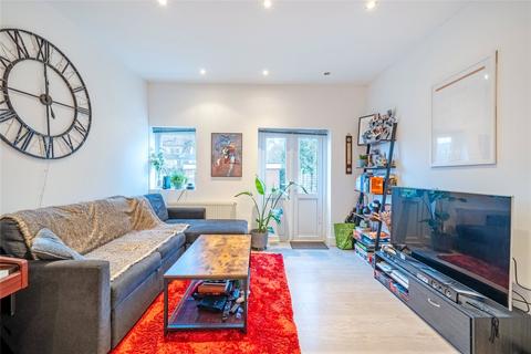 2 bedroom flat to rent, Minster Road, Cricklewood, NW2