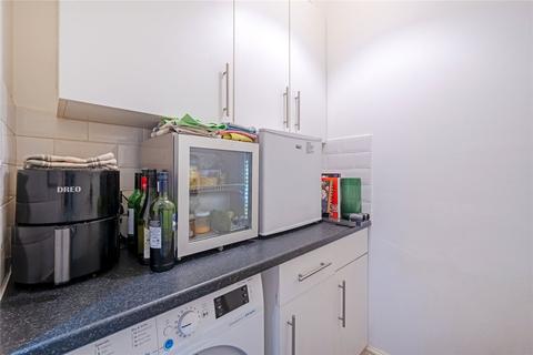 2 bedroom flat to rent, Minster Road, Cricklewood, NW2