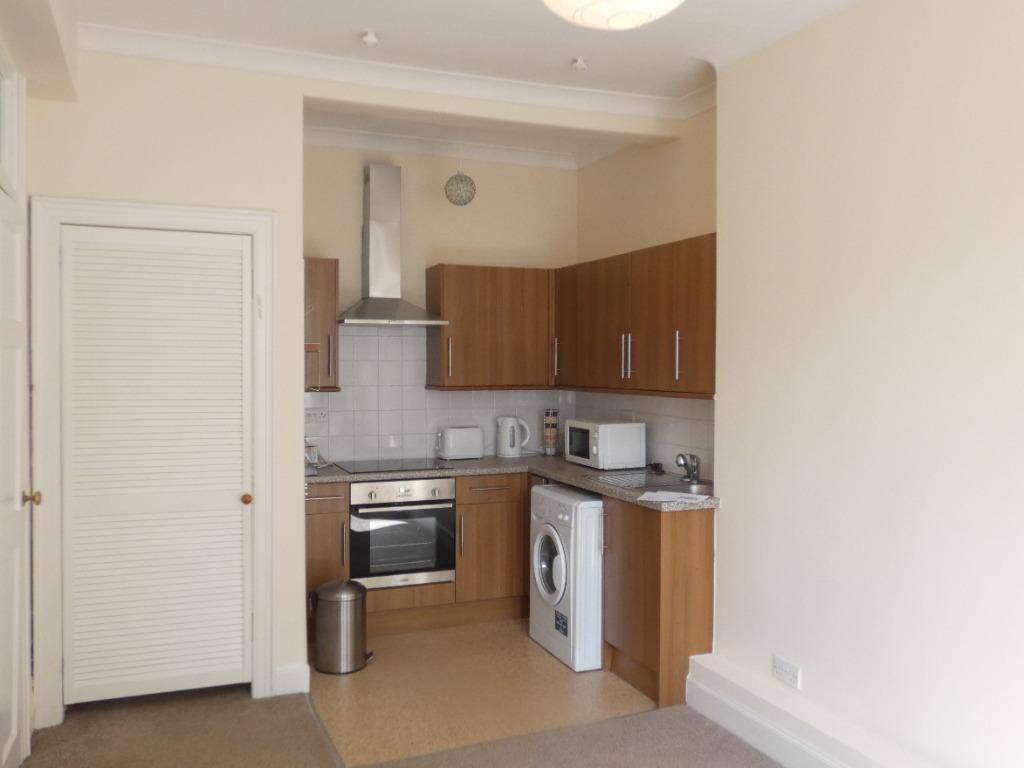 Albion Place, Easter Road, Edinburgh... 1 bed flat to rent £950 pcm
