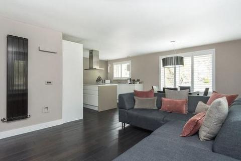 2 bedroom flat to rent - Morningside Court, Morningside, Edinburgh, EH10