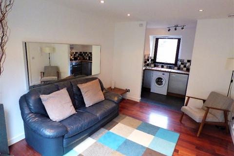 1 bedroom flat to rent, Atholl Crescent Lane, West End, Edinburgh, EH3