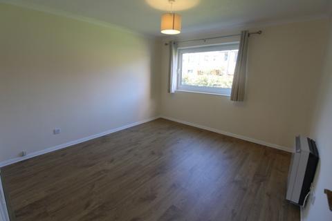 2 bedroom flat to rent - Crescent Way Burgess Hill RH15 8EF