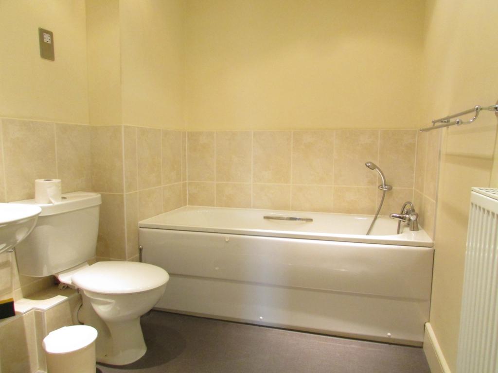 Family bathroom