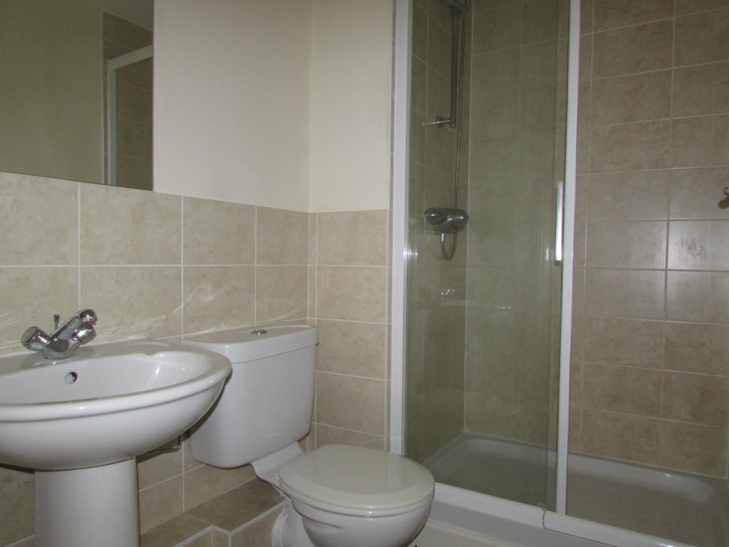 Shower En-Suite