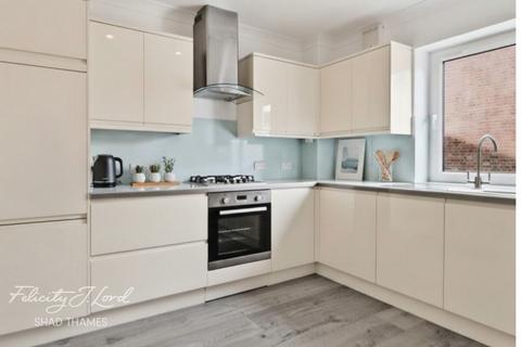 1 bedroom flat to rent, Coopers Road, London