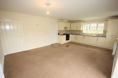 4 bedroom property to rent, Elm Close, Great Haywood, Staffordshire, ST18 0SP