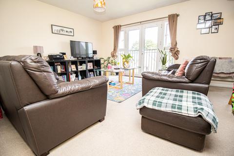 2 bedroom apartment to rent, Harrowby Street, Cardiff Bay