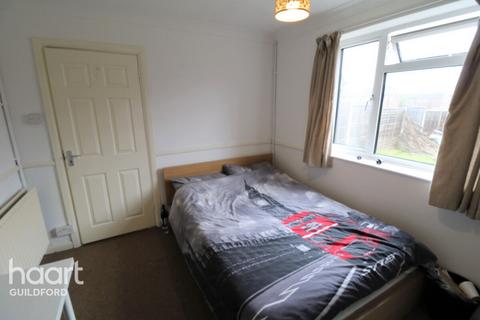 1 bedroom in a house share to rent, Cabell Road, Guildford