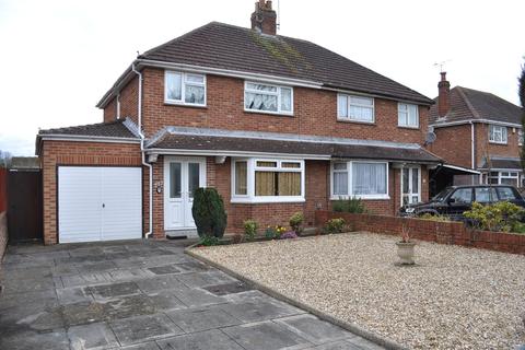 3 Bedroom Homes Houses For Sale In Rosebery Street Sn1