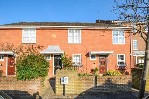 3 bedroom terraced house to rent, Gainsborough Road,  Surrey,  TW9