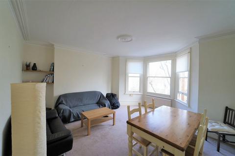 3 bedroom apartment to rent, Moshead Road, Maida Vale W9