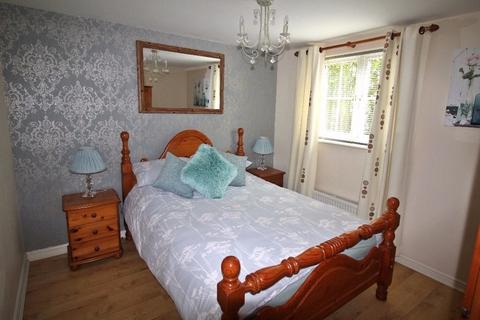 2 bedroom apartment to rent, Addy Close - Chelwood - Plantation View - Doncaster