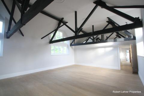 4 bedroom flat to rent, Courtyard House, The Ridgeway, Mill Hill, NW7