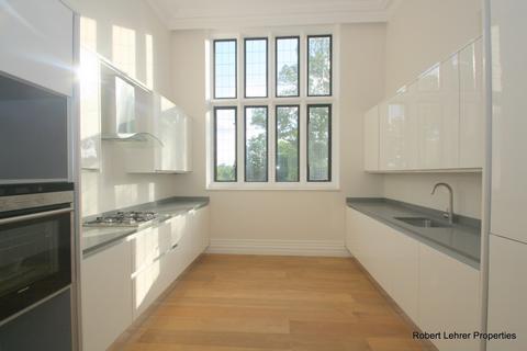 2 bedroom flat to rent, Courtyard House, The Ridgeway, Mill Hill, NW7