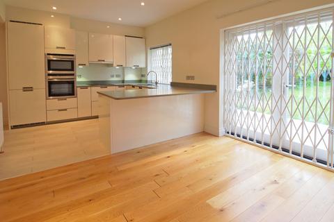 undefined, Spencer Road, London, SW20