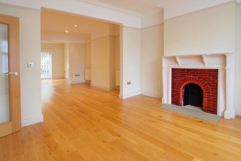 undefined, Spencer Road, London, SW20