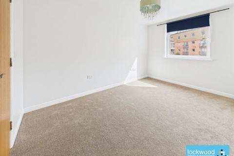 2 bedroom flat to rent, Wooldridge Close, Bedfont
