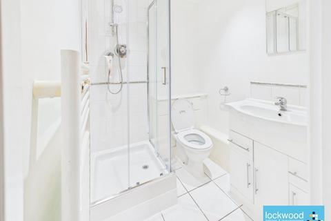 2 bedroom flat to rent, Wooldridge Close, Bedfont