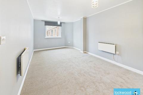 2 bedroom flat to rent, Wooldridge Close, Bedfont
