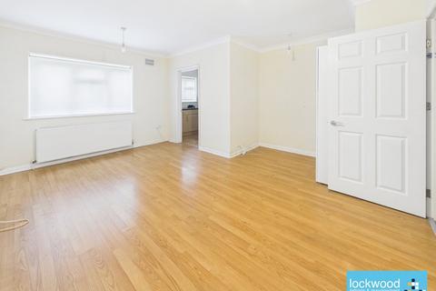1 bedroom flat to rent, Ashcombe close, Ashford