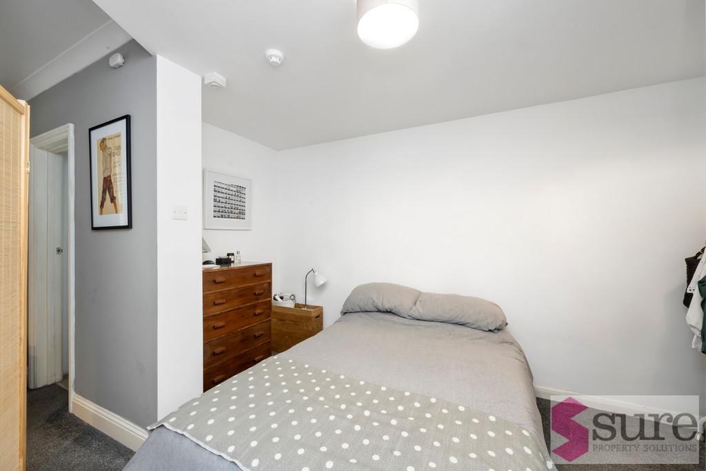 Ventnor Villas, 32, Flat 1-004