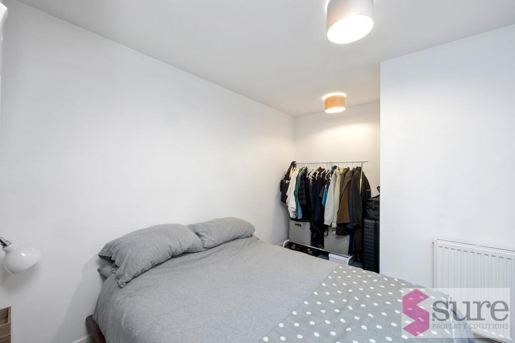 Ventnor Villas, 32, Flat 1-007