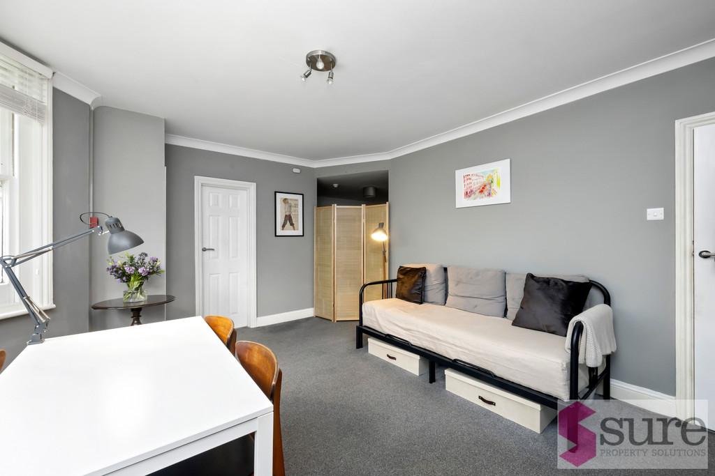 Ventnor Villas, 32, Flat 1-013