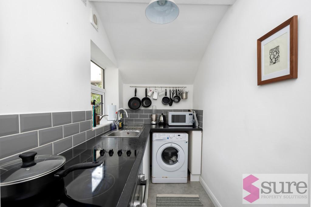 Ventnor Villas, 32, Flat 1-009