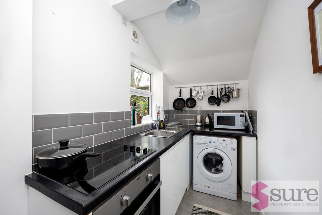 Ventnor Villas, 32, Flat 1-010