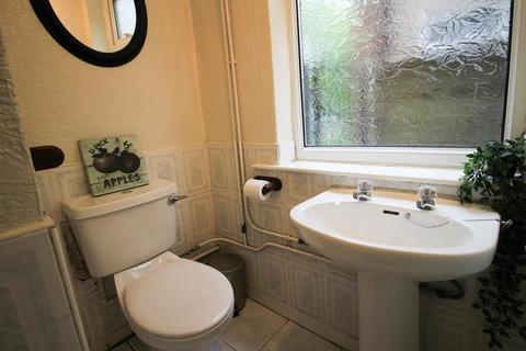 4 bedroom semi-detached house to rent - Chorlton, Manchester M21