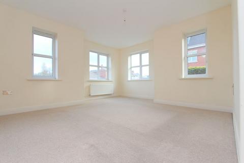 2 bedroom apartment to rent, Keysmith Close, Willenhall
