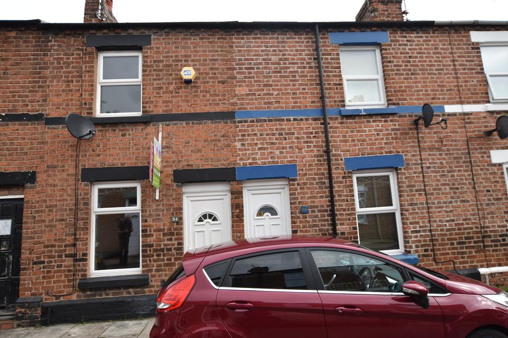 Phillip Street, Hoole 2 bed terraced house £660 pcm (£152 pw)