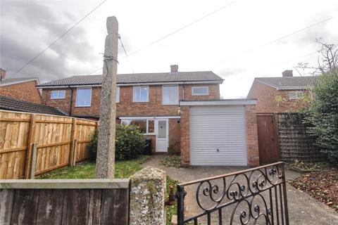 3 bedroom semi-detached house to rent, Southwick Avenue, Ladgate Lane