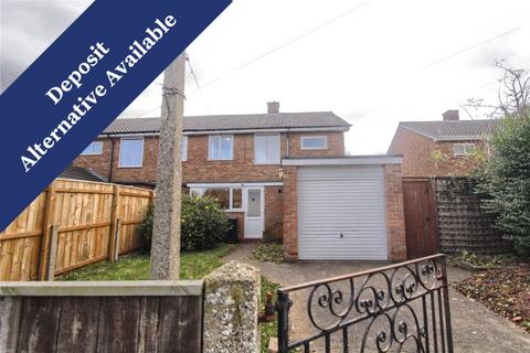 3 bedroom semi-detached house to rent, Southwick Avenue, Ladgate Lane