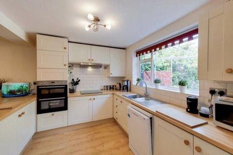 4 bedroom semi-detached house to rent, Stratton Road,  Sunbury on Thames,  TW16