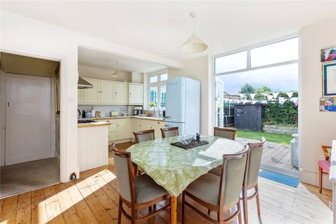 3 bedroom end of terrace house for sale, Conyers Road, London, SW16